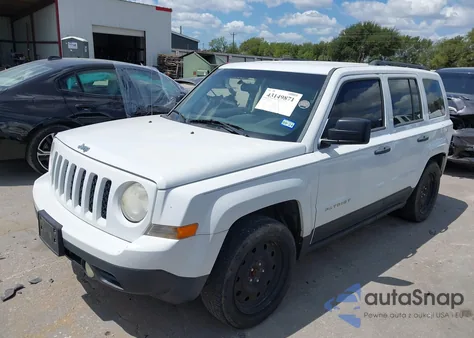 2014 Jeep Patriot Sport z USA, uszkodzony, nr VIN 1C4NJPBA5ED642313